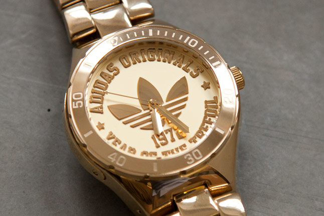 adidas originals 40th anniversary trefoil watch