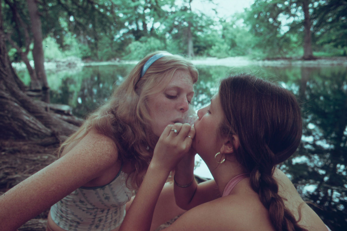 Visual Feed: Texas teenagers get high in front of a government photographer...